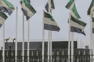 Quand le discours devient suspect&nbsp;: entre méfiance populaire et effacement du débat